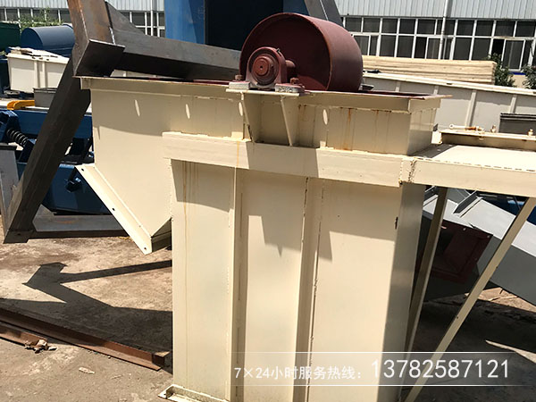 斗式提升機(jī)價格受使用原材料影響很大