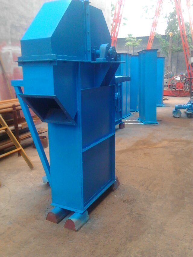 催化劑顆粒行業的應用與垂直斗式提升機有什么不同？(催化劑顆粒行業提升機)